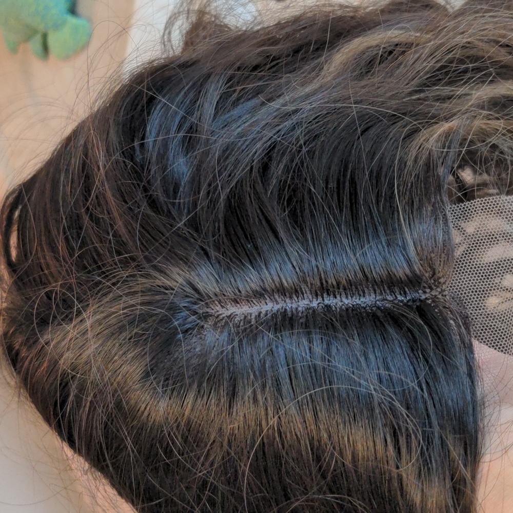 NWT Stamped Glorious Shoulder Length Wig - Picture 6 of 10